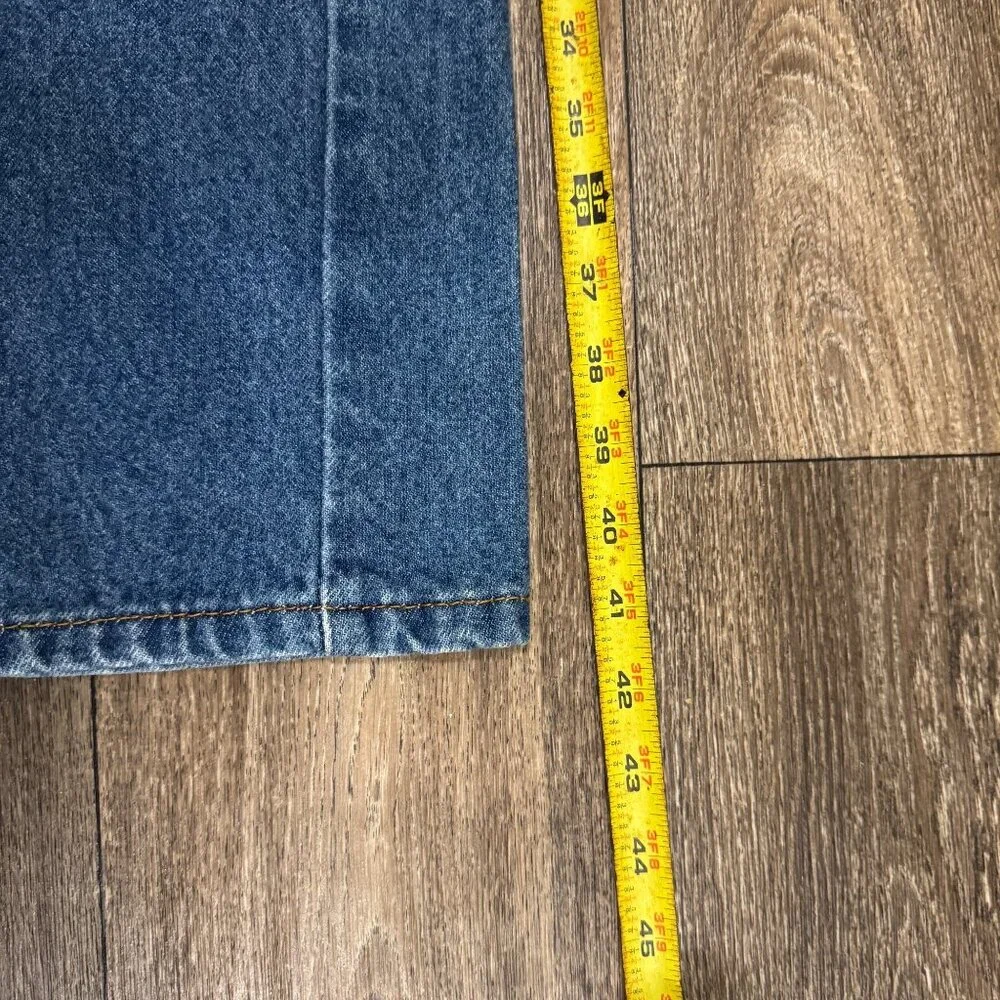 Vintage Levi's 505 Jeans Men's 36x30 Medium Wash Relaxed Fit Stretch Denim